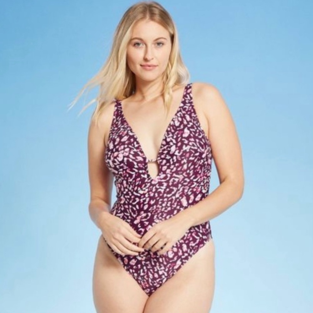Shade & Shore Purple Multi Animal Print V-Neck Low Coverage One Piece Swimsuit